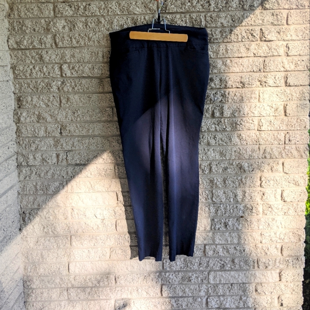 Navy - Van Heusen Slim Fit Super Stretch Pull-On Pants
